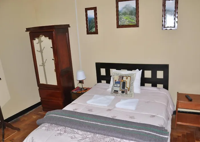 Hostal Goya Andina